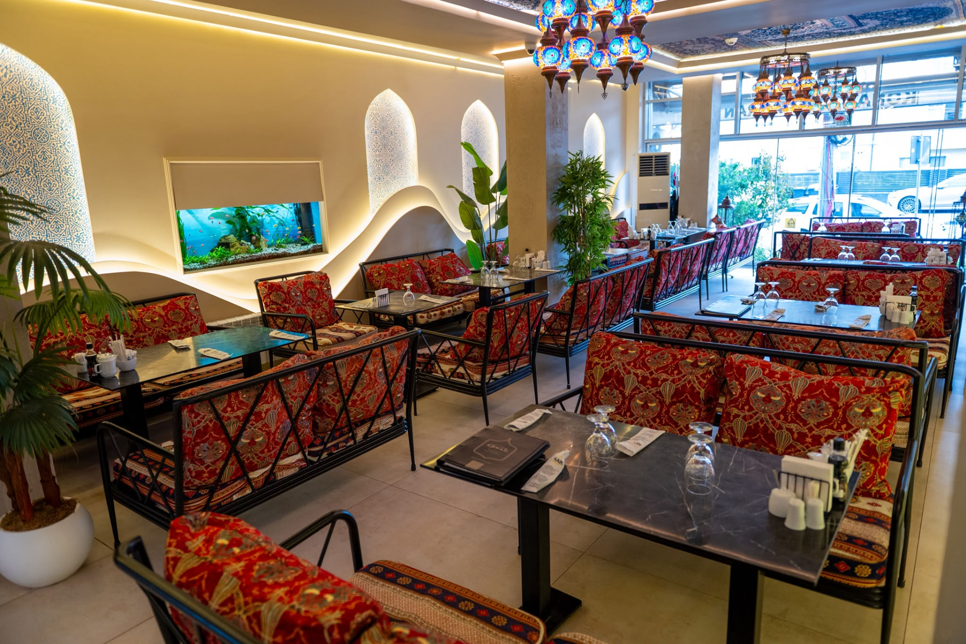 Interiorul restaurantului Konak